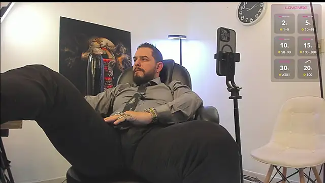 Ethan Castellano online show from November 2025 08:02:01 PM