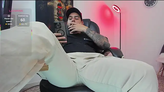 Ethan Castellano online show from October 2025 10:11:01 PM