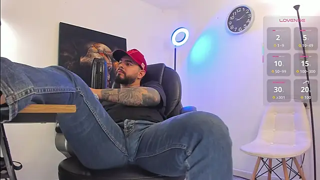 Ethan Castellano online show from November 2025 09:26:01 PM