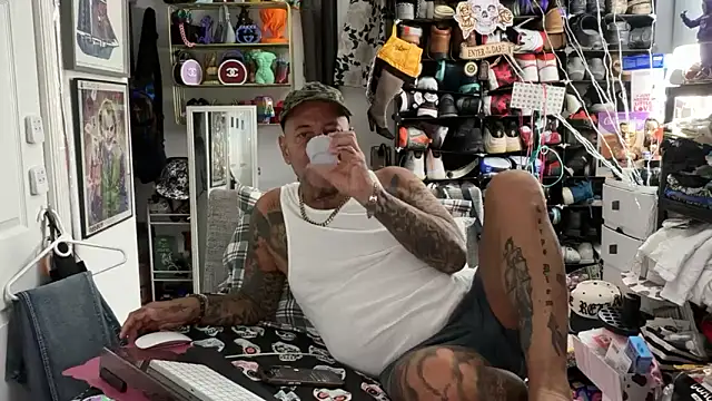 joeytatts66 online show from March 2026 03:17:01 AM