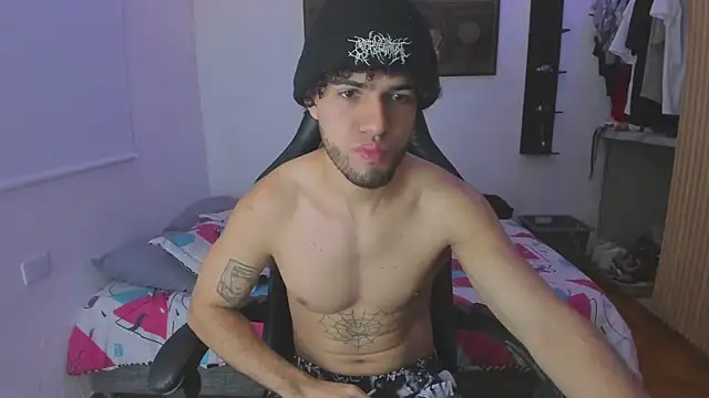 daddy jhons online show from April 2026 06:04:02 PM