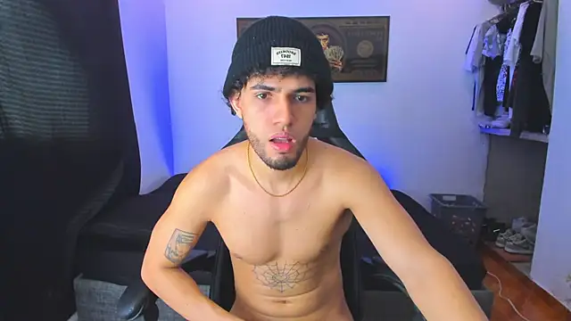 Snapshot of daddy_jhons chatting on September 2025 05:24:01 PM daddy jhons online show from September 2025 05:24:01 PM