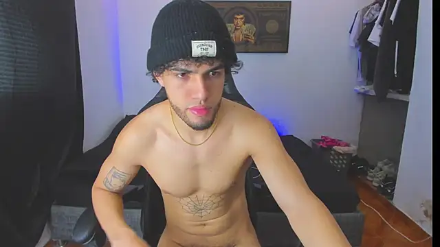 Snapshot of daddy_jhons chatting on October 2025 04:28:02 PM daddy jhons online show from October 2025 04:28:02 PM