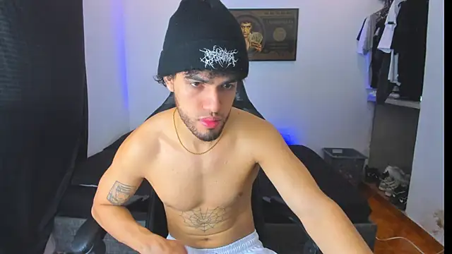 Snapshot of daddy_jhons chatting on October 2025 05:36:02 PM daddy jhons online show from October 2025 05:36:02 PM