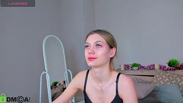 Cherry Price online show from March 2026 11:52:04 PM