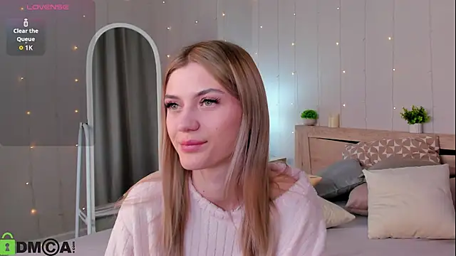 Cherry Price online show from December 2025 12:33:02 AM