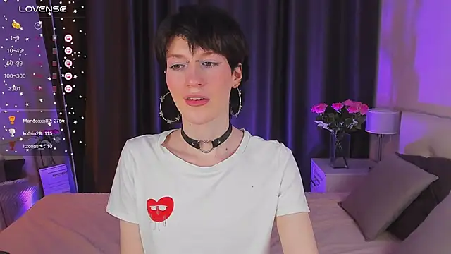 Snapshot of Kolette_Gray chatting on March 2025 11:30:02 AM Kolette Gray online show from March 2025 11:30:02 AM