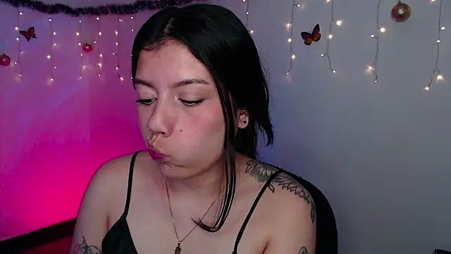 iam emy online show from December 2024 05:52:02 AM