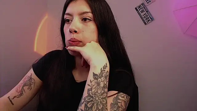 iam emy online show from February 2025 08:47:02 PM