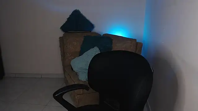 iam emy online show from April 2026 08:48:01 PM