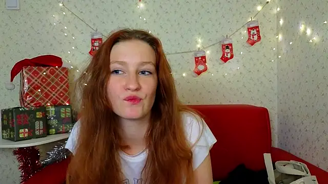 Snapshot of Nika_Shape chatting on December 2024 11:18:01 AM Nika Shape online show from December 2024 11:18:01 AM