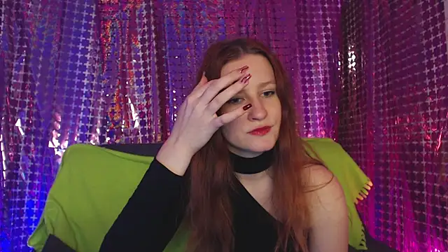 Snapshot of Nika_Shape chatting on December 2024 10:03:01 AM Nika Shape online show from December 2024 10:03:01 AM