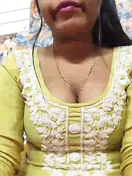 Snapshot of Sania-Love chatting on March 2025 09:08:02 PM Sania-Love online show from March 2025 09:08:02 PM