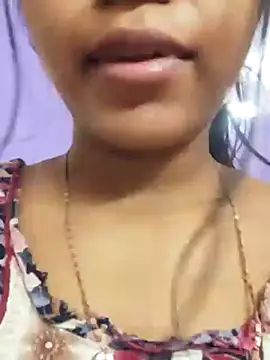 Snapshot of Sania-Love chatting on February 2025 08:11:02 PM Sania-Love online show from February 2025 08:11:02 PM