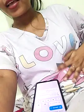Snapshot of Sania-Love chatting on February 2025 01:32:02 PM Sania-Love online show from February 2025 01:32:02 PM