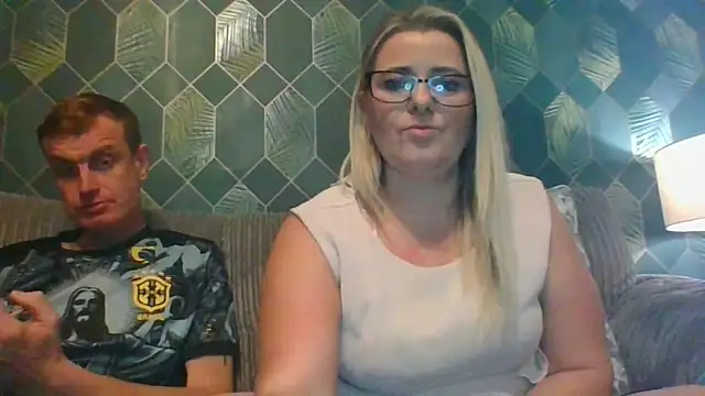 SweetXCandyX online show from November 2025 08:30:01 PM