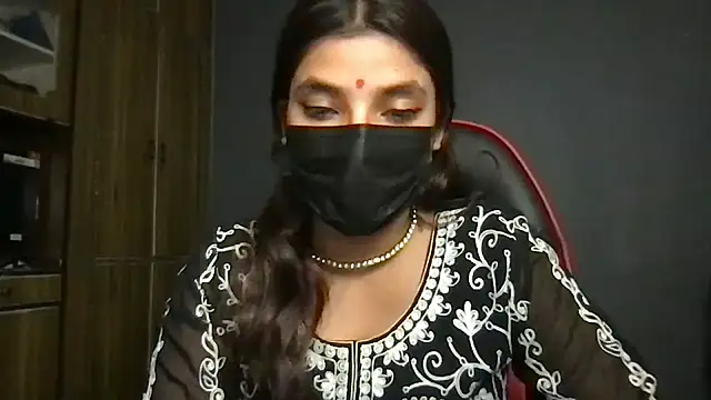 callmeshreya online show from April 2026 07:26:01 AM