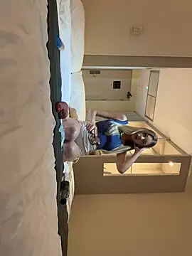 Snapshot of Alice1_secret chatting on February 2025 05:03:02 PM Alice1 secret online show from February 2025 05:03:02 PM