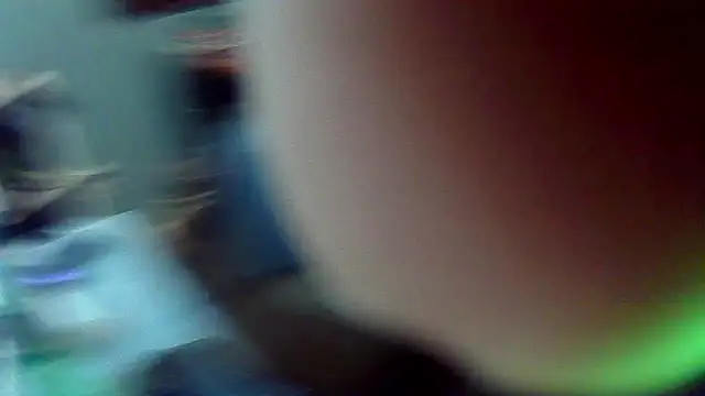 Spunwhiteboy1992 online show from November 2025 04:07:02 PM