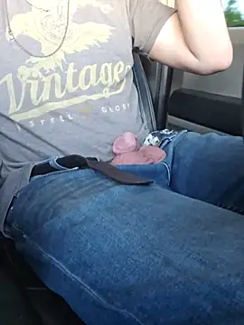 Spunwhiteboy1992 online show from May 2026 12:22:02 AM