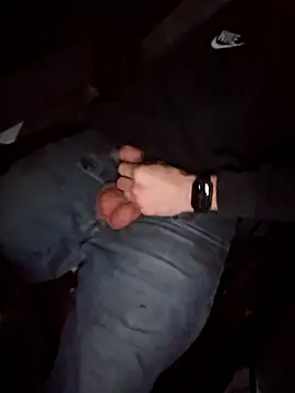 Spunwhiteboy1992 online show from March 2026 01:33:02 AM