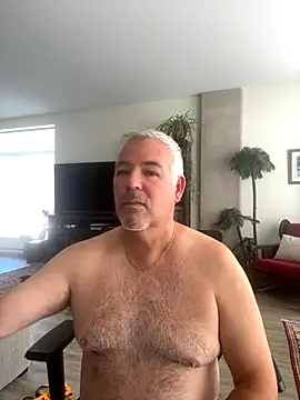aarosteev2 online show from September 2025 01:45:02 PM