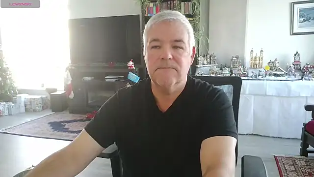 Snapshot of aarosteev2 chatting on December 2025 06:23:02 PM aarosteev2 online show from December 2025 06:23:02 PM