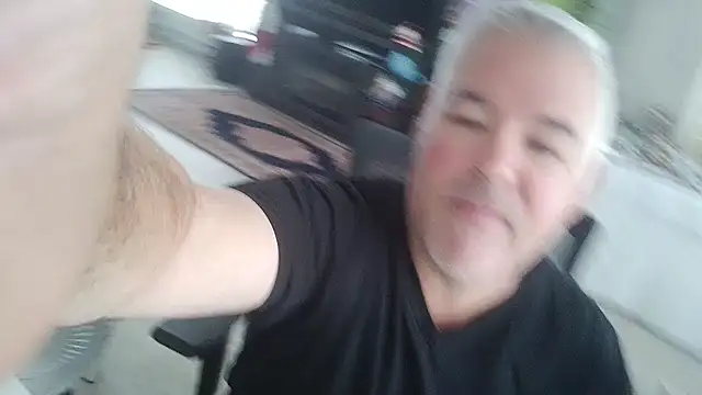 Snapshot of aarosteev2 chatting on November 2025 05:02:01 PM aarosteev2 online show from November 2025 05:02:01 PM