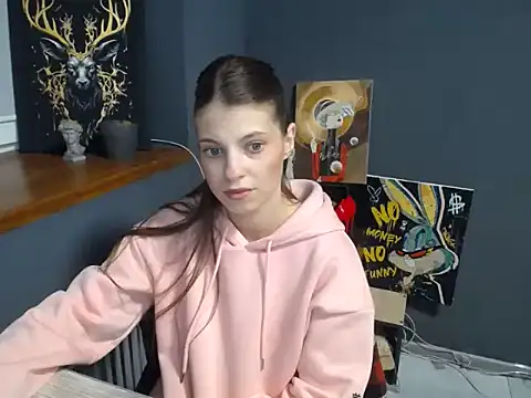 Snapshot of felicity_gold chatting on April 2026 06:37:02 AM felicity gold online show from April 2026 06:37:02 AM