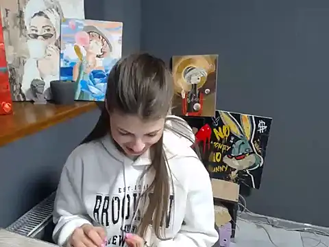 Snapshot of felicity_gold chatting on March 2026 06:04:02 AM felicity gold online show from March 2026 06:04:02 AM