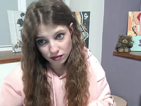 Snapshot of felicity_gold chatting on April 2026 06:17:01 AM felicity gold online show from April 2026 06:17:01 AM