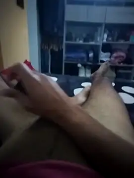 Snapshot of Juan8521 chatting on December 2024 09:00:02 PM Juan8521 online show from December 2024 09:00:02 PM