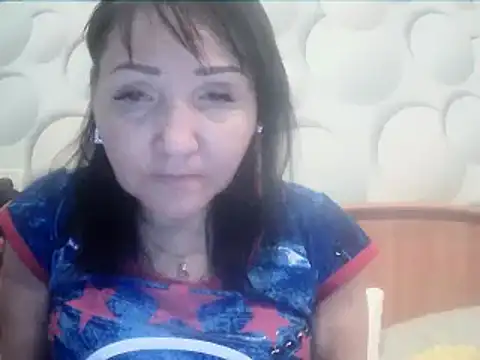 ClaireSunset online show from December 2025 06:02:02 PM