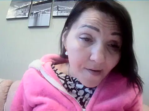 ClaireSunset online show from May 2026 05:23:02 PM