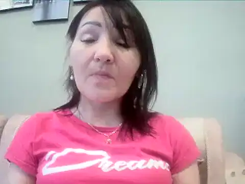 Snapshot of ClaireSunset chatting on June 2026 05:28:01 PM ClaireSunset online show from June 2026 05:28:01 PM