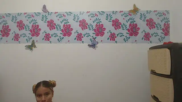 Snapshot of Naomi991 chatting on March 2025 03:07:01 PM Naomi991 online show from March 2025 03:07:01 PM