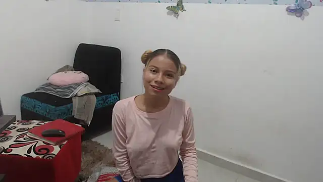 Snapshot of Naomi991 chatting on March 2025 03:42:01 PM Naomi991 online show from March 2025 03:42:01 PM