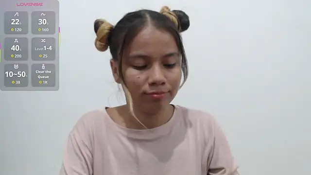 Snapshot of Naomi991 chatting on October 2025 03:59:02 PM Naomi991 online show from October 2025 03:59:02 PM