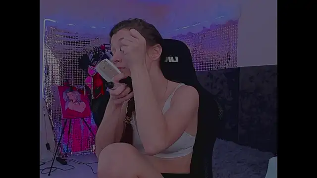 Snapshot of Kathleen_Meow chatting on November 2025 10:20:02 AM Kathleen Meow online show from November 2025 10:20:02 AM