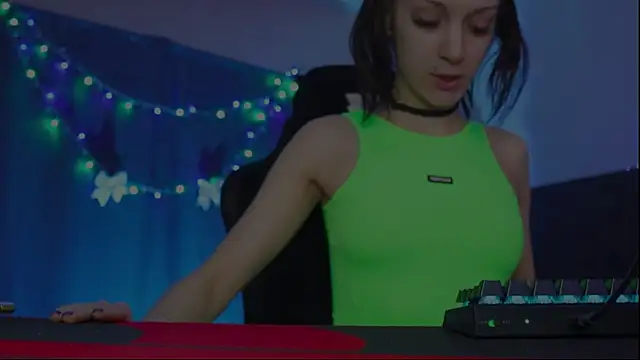 Snapshot of Kathleen_Meow chatting on January 2025 06:25:01 AM Kathleen Meow online show from January 2025 06:25:01 AM