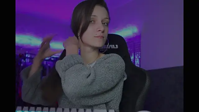 Snapshot of Kathleen_Meow chatting on September 2025 07:42:01 PM Kathleen Meow online show from September 2025 07:42:01 PM