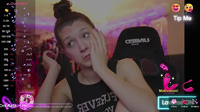 Snapshot of Kathleen_Meow chatting on October 2025 06:52:02 PM Kathleen Meow online show from October 2025 06:52:02 PM