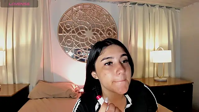 Belliinda 21 online show from September 2025 07:09:02 PM