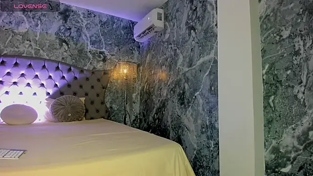 Belliinda 21 online show from October 2025 08:21:02 PM