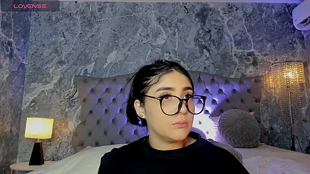 Snapshot of Belliinda_21 chatting on June 2026 07:08:01 PM Belliinda 21 online show from June 2026 07:08:01 PM