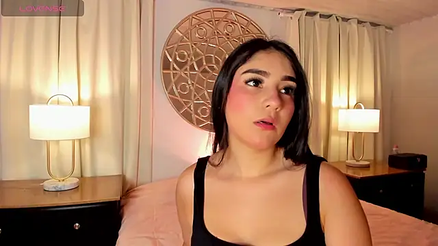 Snapshot of Belliinda_21 chatting on July 2026 06:59:01 PM Belliinda 21 online show from July 2026 06:59:01 PM