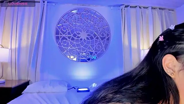 Belliinda 21 online show from December 2025 06:58:02 PM