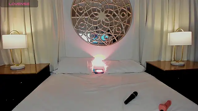 Belliinda 21 online show from September 2025 06:46:01 PM