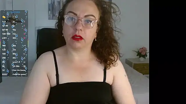 Tania Goddess  online show from September 2025 02:08:01 PM