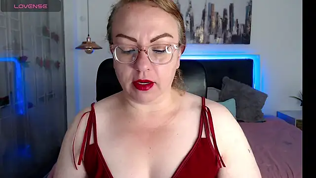 Tania Goddess  online show from October 2025 01:34:01 PM